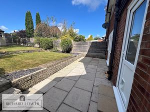 Patio Area- click for photo gallery